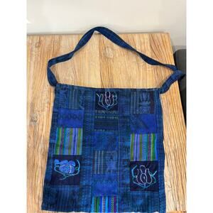 Vintage Guatemalan Embroidered Patchwork Shoulder Bag Tote Blue Boho